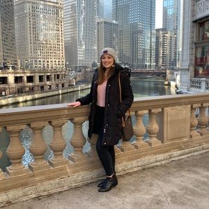 Meet your Posher, Emily